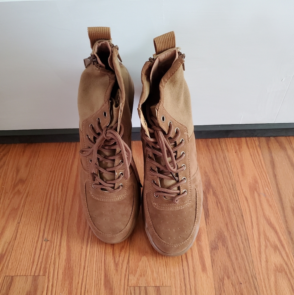 BRAND NEW - NEVER WORN